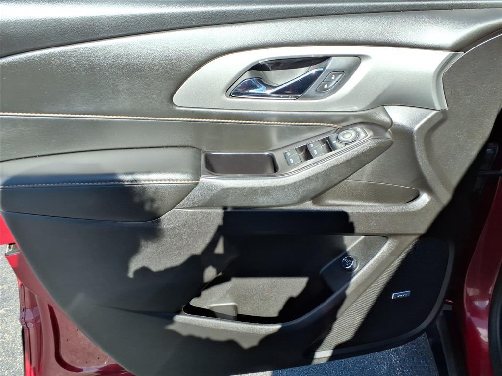 used 2020 Chevrolet Traverse car, priced at $28,995