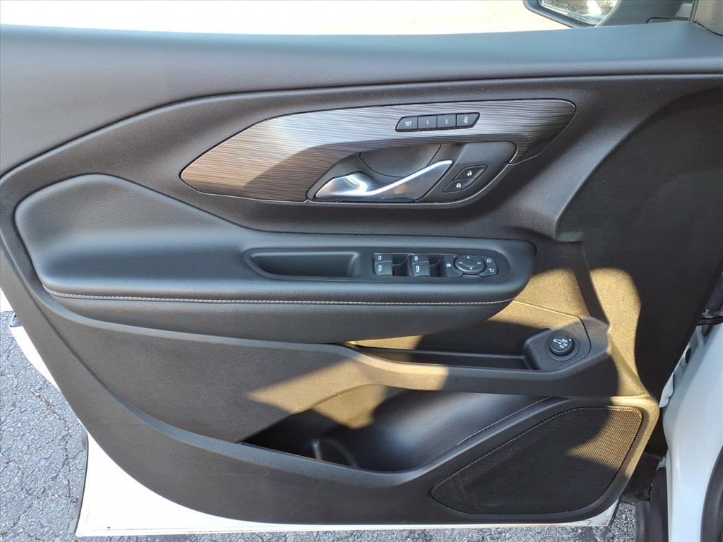 used 2024 GMC Terrain car, priced at $25,995