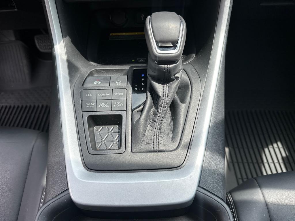 used 2021 Toyota RAV4 car, priced at $23,995