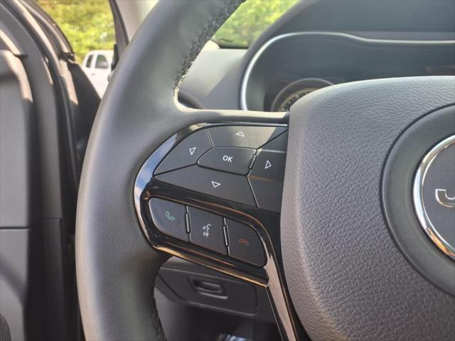 used 2023 Jeep Cherokee car, priced at $23,995