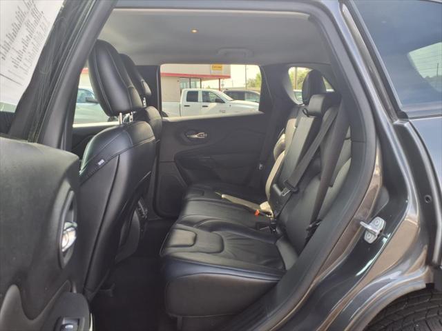 used 2023 Jeep Cherokee car, priced at $23,995