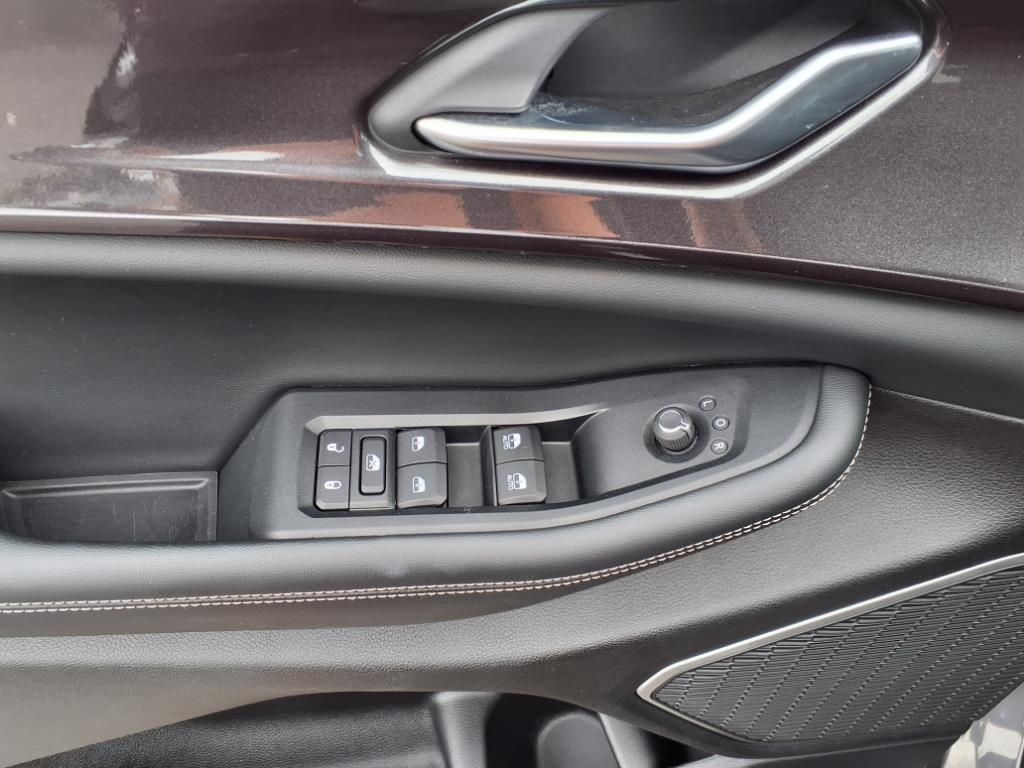 used 2022 Jeep Grand Cherokee L car, priced at $31,995