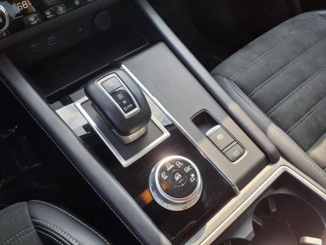 used 2024 Mitsubishi Outlander car