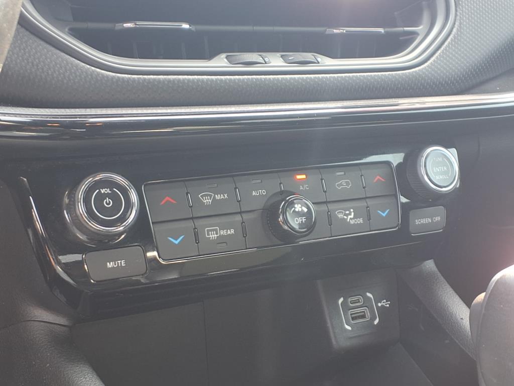 used 2022 Jeep Compass car, priced at $24,995