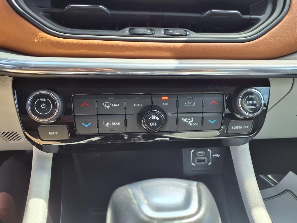 used 2022 Jeep Compass car, priced at $26,995