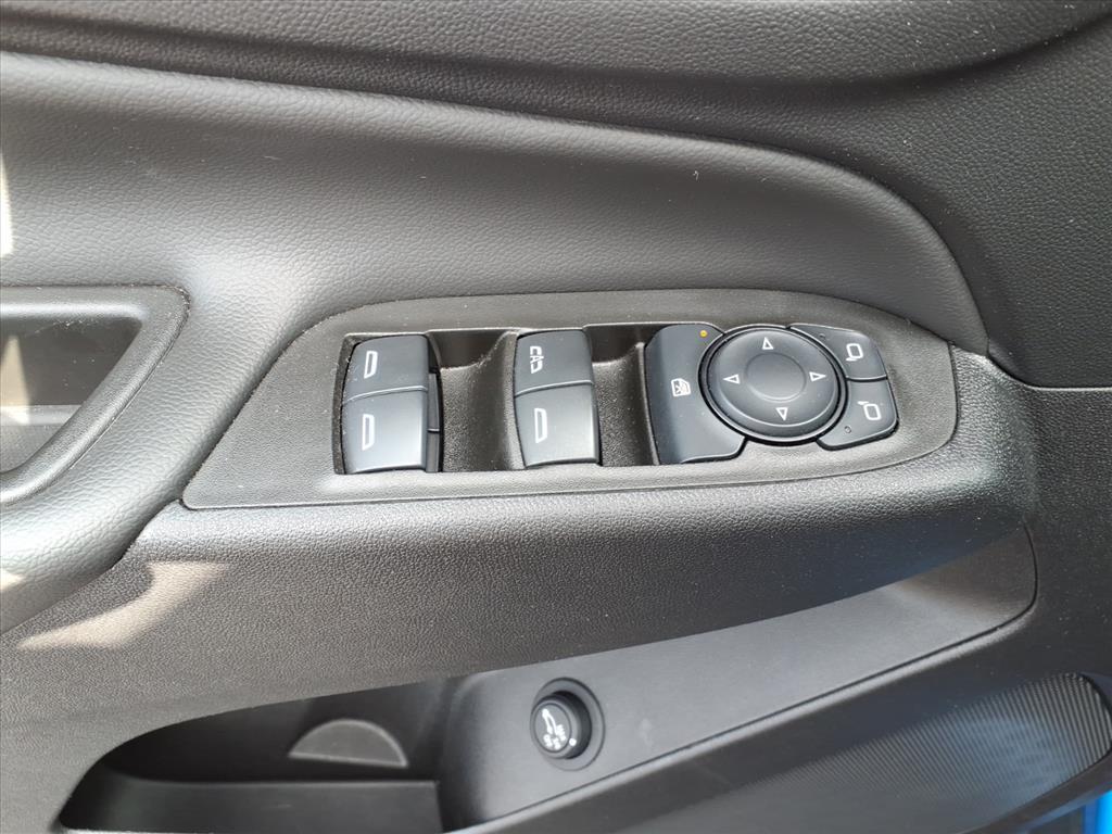 used 2024 Chevrolet Equinox car, priced at $26,495