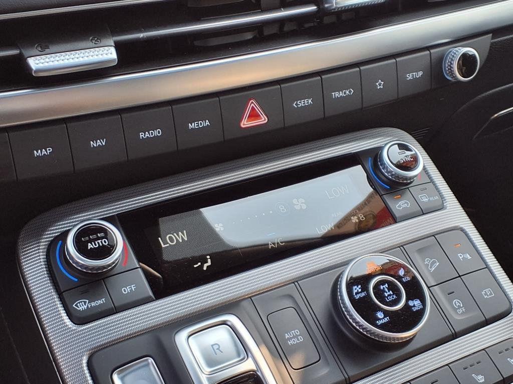 used 2024 Hyundai Palisade car, priced at $41,995