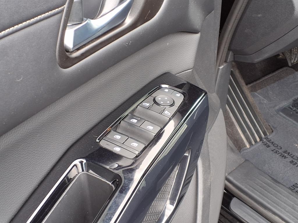 used 2022 Nissan Pathfinder car, priced at $27,995
