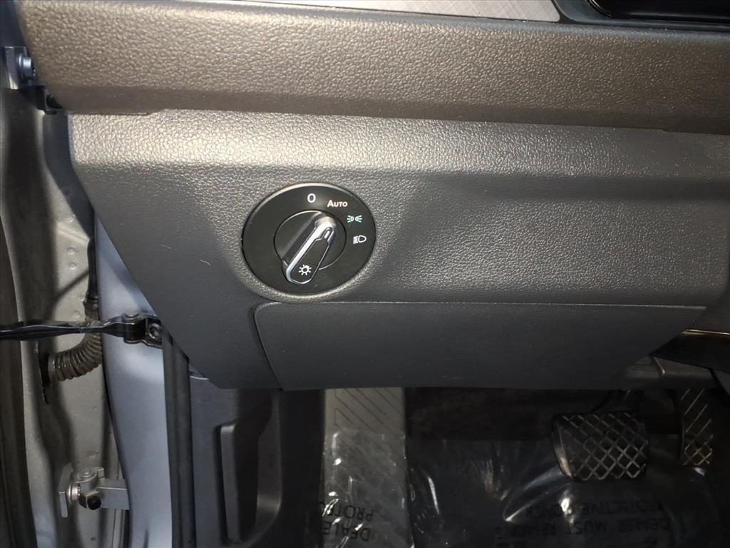 used 2024 Volkswagen Jetta car, priced at $21,995