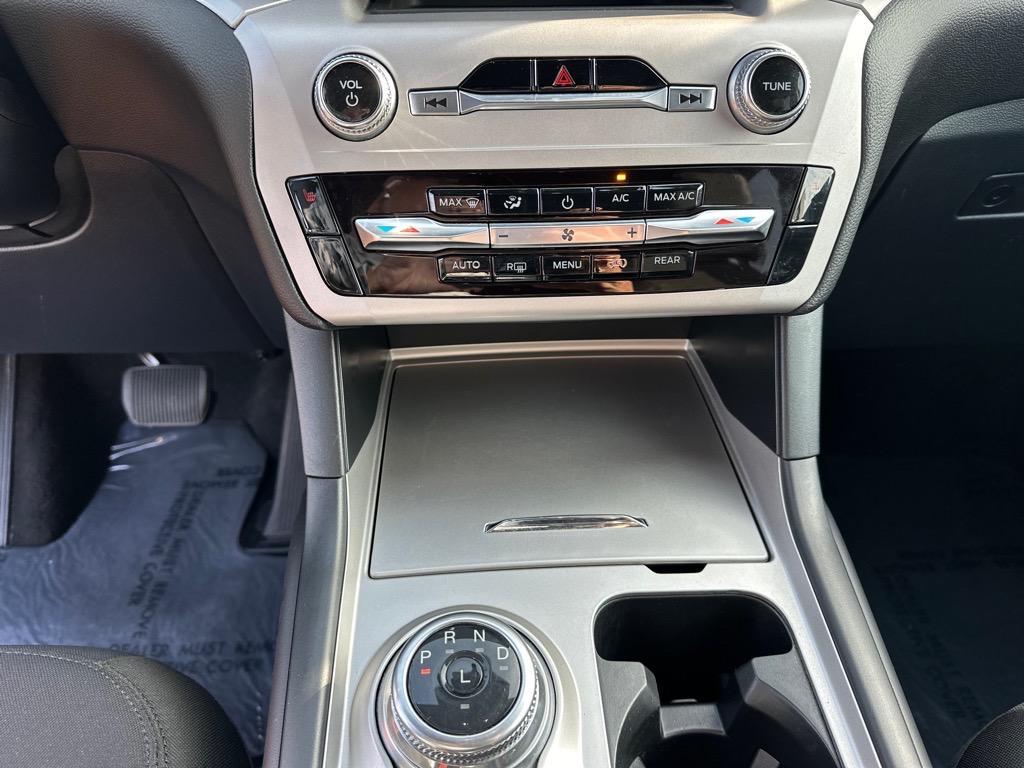 used 2023 Ford Explorer car, priced at $30,995