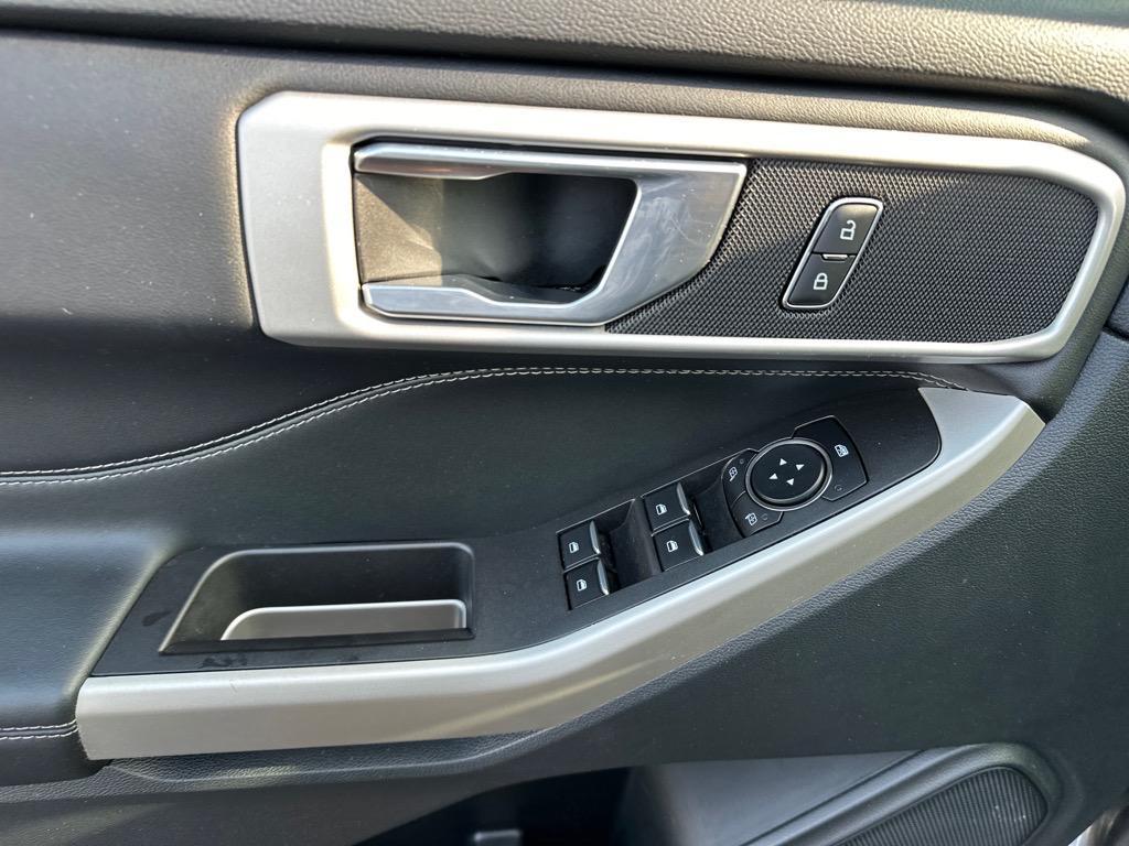 used 2023 Ford Explorer car, priced at $30,995