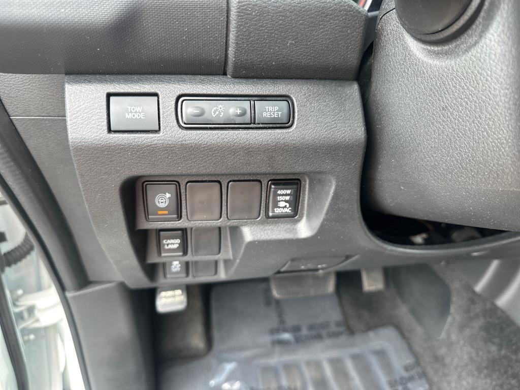 used 2022 Nissan Frontier car, priced at $25,995
