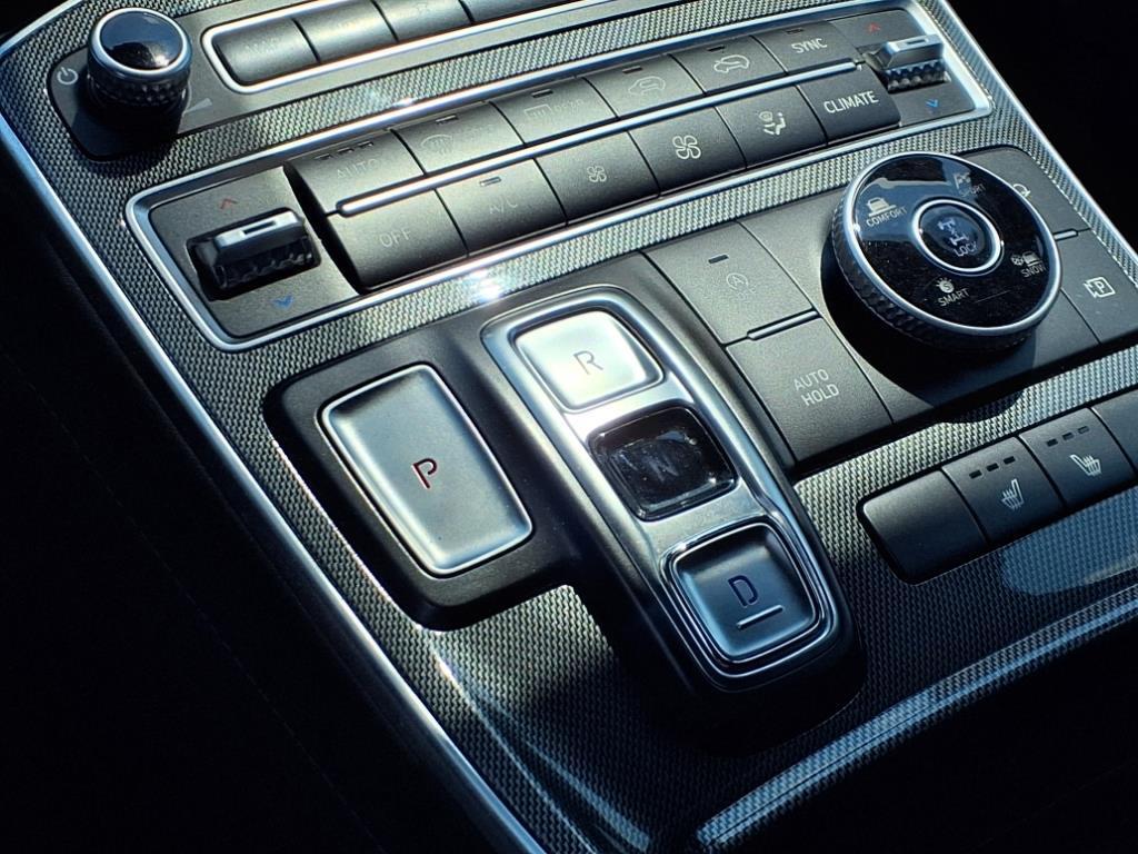 used 2023 Hyundai Santa Fe car, priced at $24,995