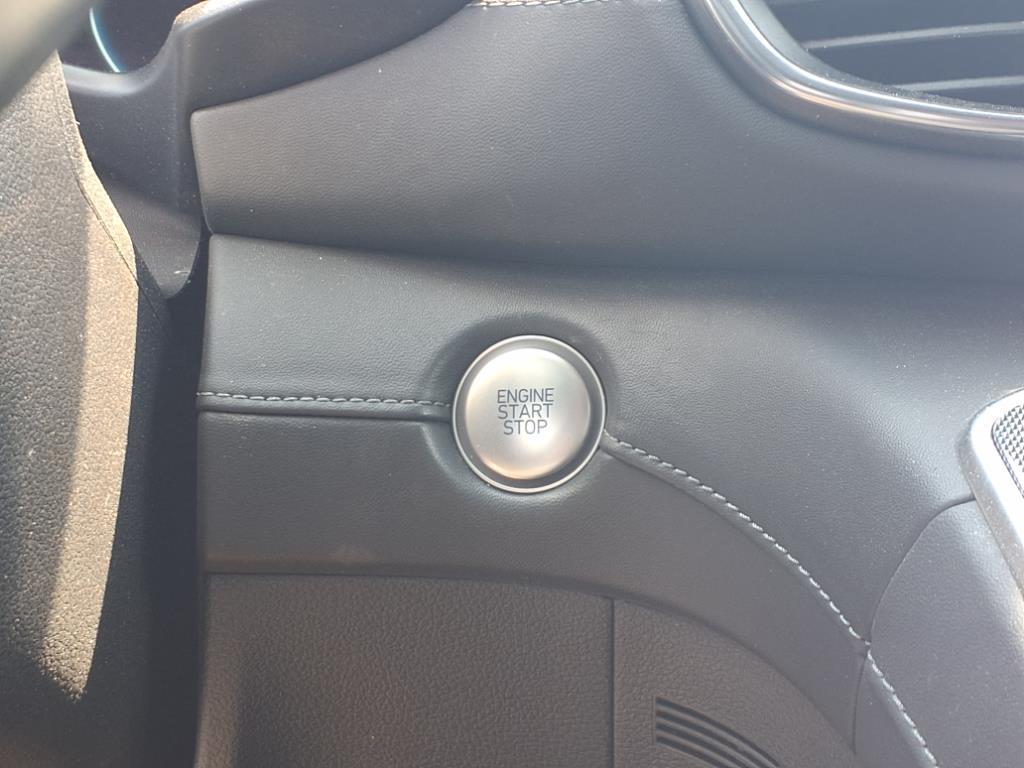 used 2023 Hyundai Santa Fe car, priced at $24,995