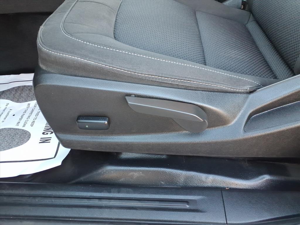 used 2022 Chevrolet Colorado car, priced at $24,995