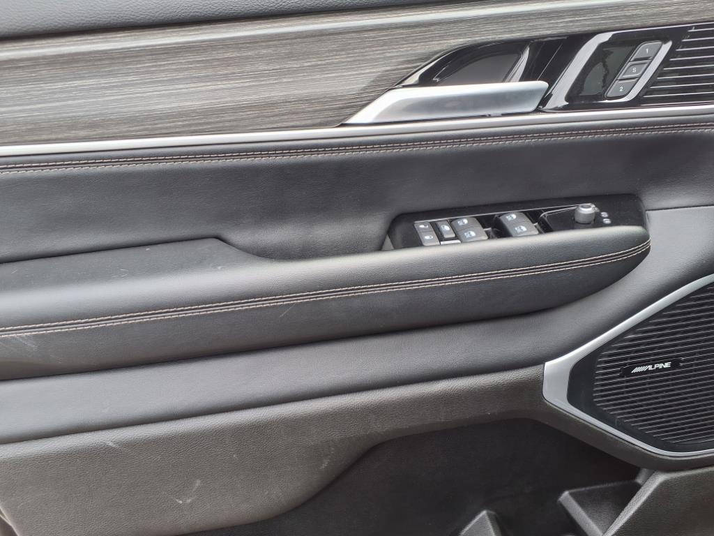 used 2024 Jeep Wagoneer car, priced at $61,977