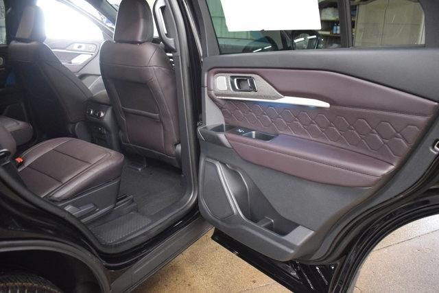 new 2025 Ford Explorer car, priced at $58,881