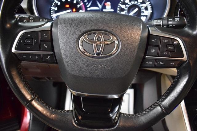 used 2021 Toyota Highlander car, priced at $32,960