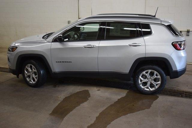 new 2024 Jeep Compass car, priced at $34,316