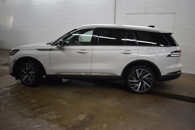 new 2025 Lincoln Aviator car, priced at $79,755