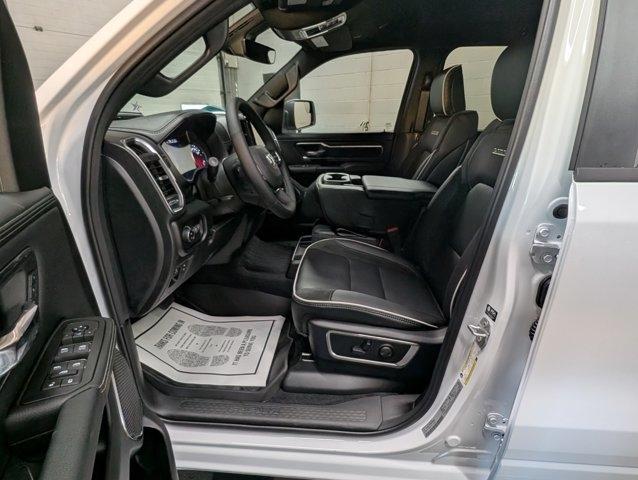 new 2025 Ram 1500 car, priced at $60,613