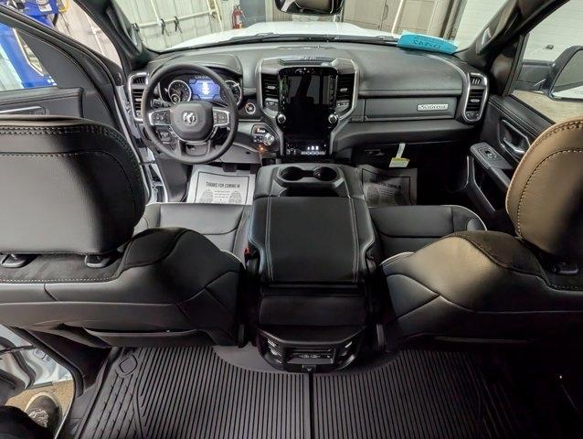 new 2025 Ram 1500 car, priced at $60,613