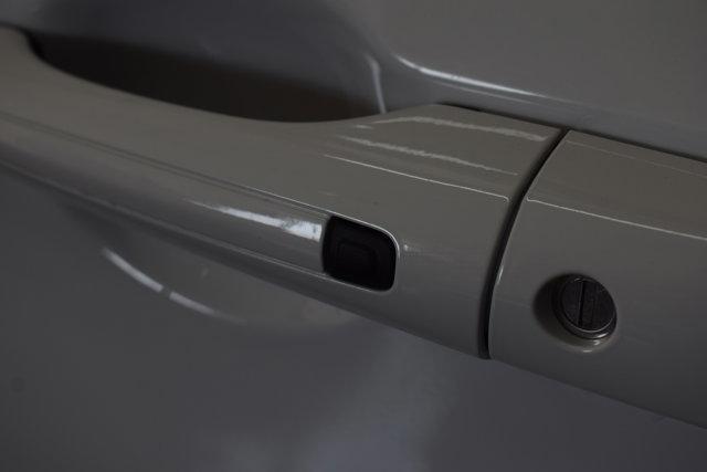 new 2025 Chrysler Pacifica car, priced at $46,378