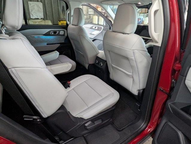 new 2025 Ford Explorer car, priced at $57,657
