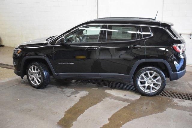 new 2024 Jeep Compass car, priced at $33,568