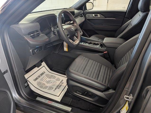 new 2025 Ford Explorer car, priced at $51,747