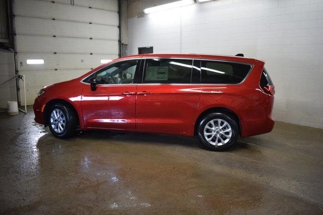 new 2025 Chrysler Pacifica car, priced at $46,249