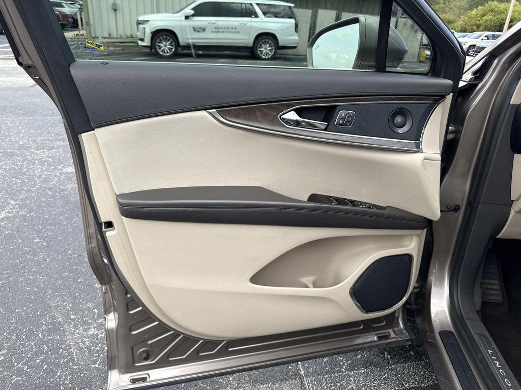 used 2019 Lincoln Nautilus car, priced at $22,900