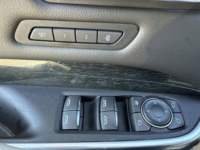 used 2022 Cadillac XT4 car, priced at $29,900