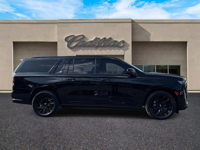 used 2023 Cadillac Escalade ESV car, priced at $79,900