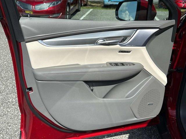 new 2025 Cadillac XT5 car, priced at $58,790