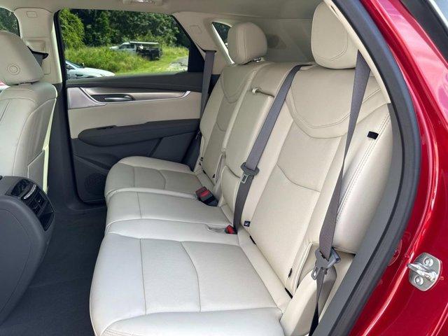 new 2025 Cadillac XT5 car, priced at $58,790