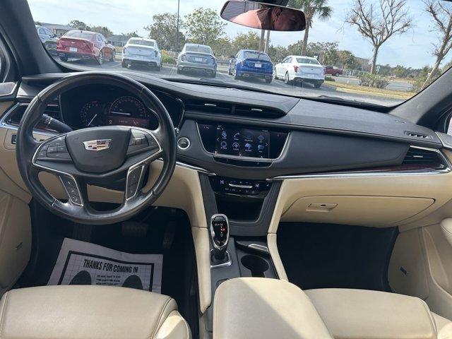 used 2018 Cadillac XT5 car, priced at $20,900