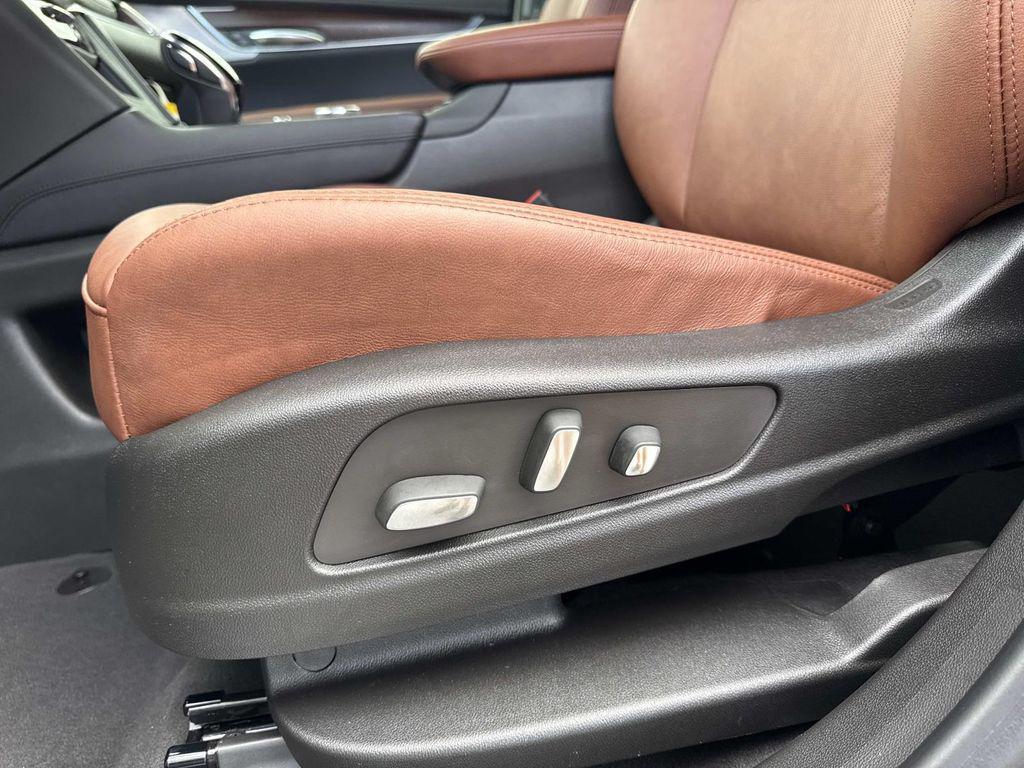 new 2025 Cadillac XT5 car, priced at $58,230