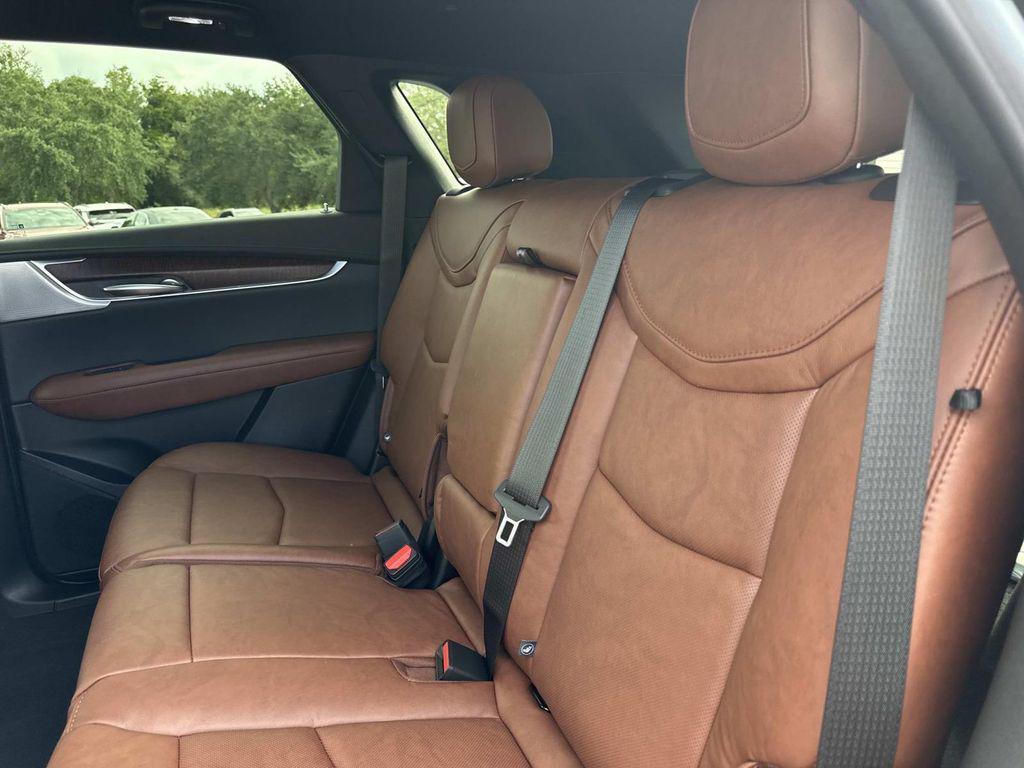 new 2025 Cadillac XT5 car, priced at $58,230