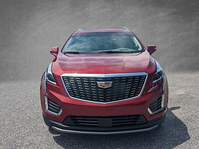 new 2025 Cadillac XT5 car, priced at $59,090
