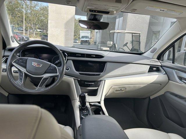 used 2022 Cadillac XT5 car, priced at $37,900