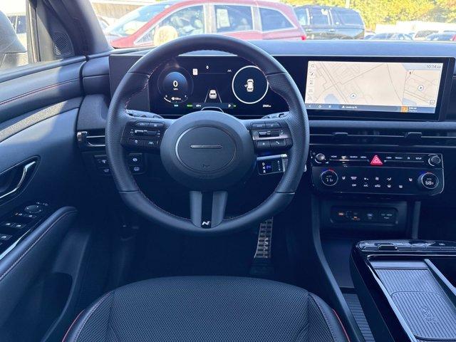 used 2025 Hyundai TUCSON Hybrid car, priced at $37,900