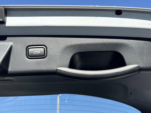 used 2025 Hyundai TUCSON Hybrid car, priced at $37,900