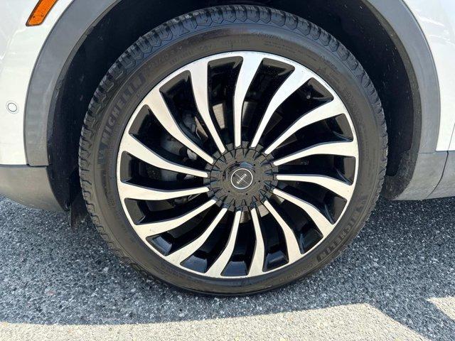 used 2019 Lincoln Nautilus car, priced at $29,900