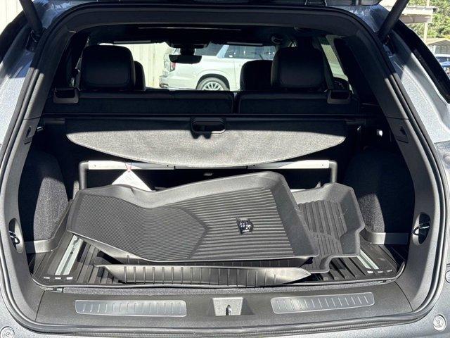 new 2025 Cadillac XT5 car, priced at $57,720