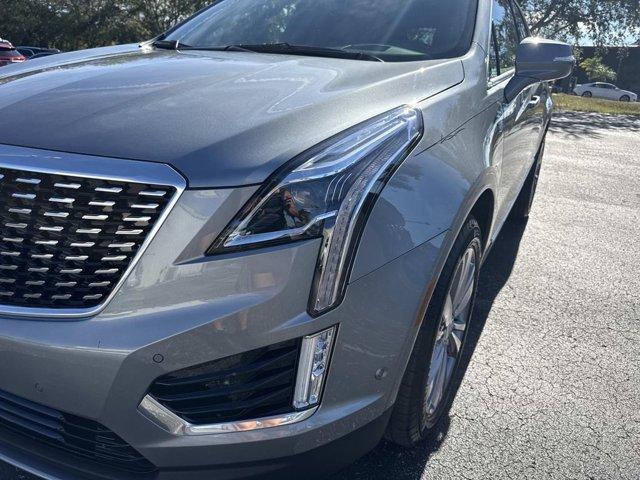new 2025 Cadillac XT5 car, priced at $57,720