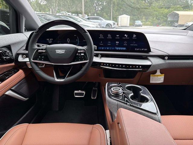 new 2025 Cadillac OPTIQ car, priced at $60,715