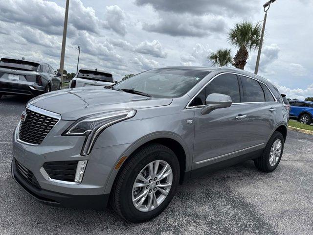 new 2025 Cadillac XT5 car, priced at $45,690