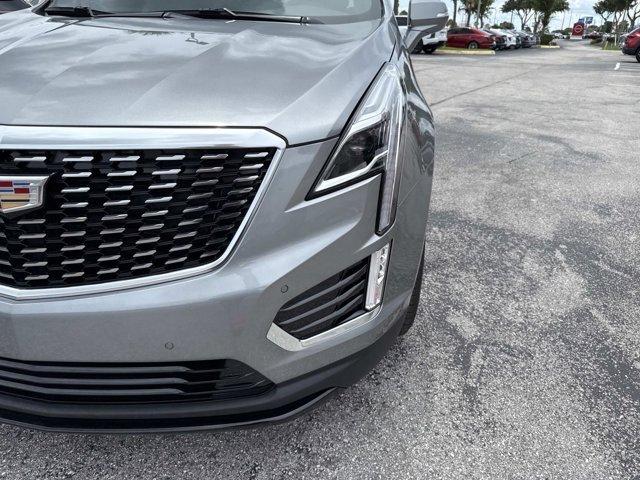 new 2025 Cadillac XT5 car, priced at $45,690