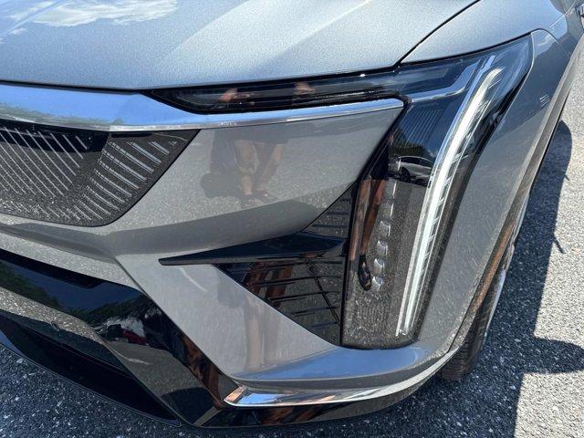 new 2025 Cadillac OPTIQ car, priced at $55,240